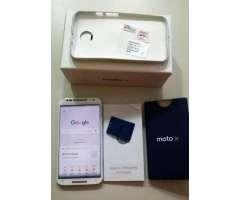 Vendo moto x2 con tapa bamboo