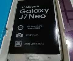 Samsung J7 Neo