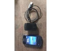 Samsung Galaxy Pocket &#x2b; Cargador