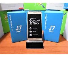 Samsung Galaxy J7Neo Pantalla 5.5 2GB RAM&#x2f;16GB ROM
