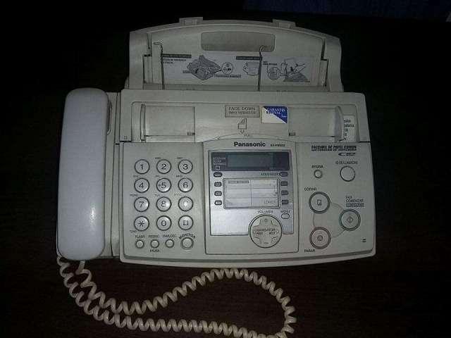 Se vende Fax Panasonic KXZAQ333 color blanco que trabaja con hojas comunes tipo A4. Se vende Fax Panasonic KXZAQ333 color blanco que trabaja con hojas comunes tipo A4.
