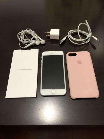 iPhone 8 , 64 Gb iPhone 8 , 64 Gb