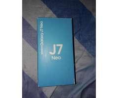 J7 Neo Impecable