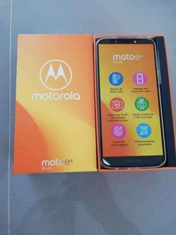 Moto E 5 Plus Moto E 5 Plus