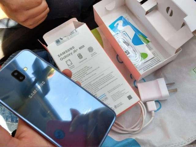 Samsung J6 Plus Exelente Estado Libre Samsung J6 Plus Exelente Estado Libre