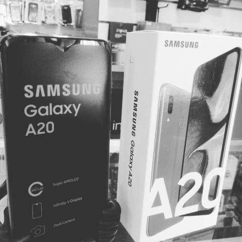 Samsung A20 Samsung A20